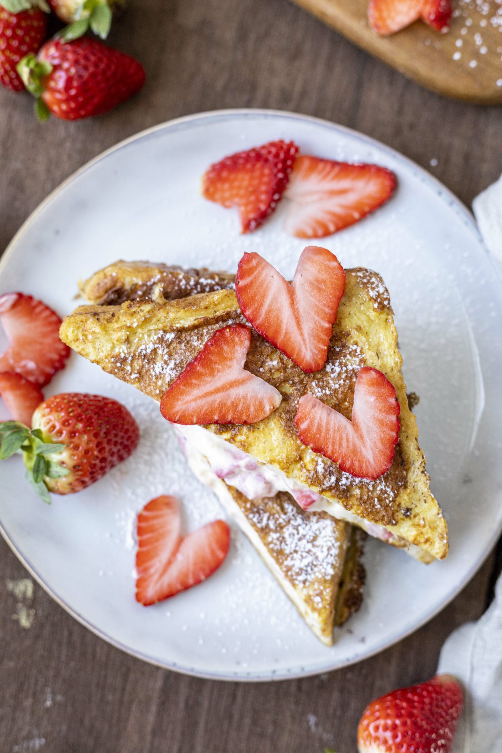 Jarðaberja og rjómaostafyllt french toast