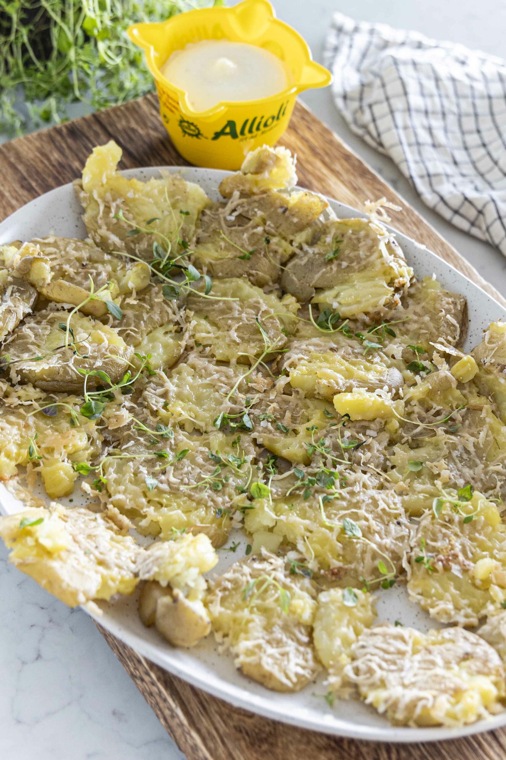 kramdar parmesan kartöflur með aioli derssingu