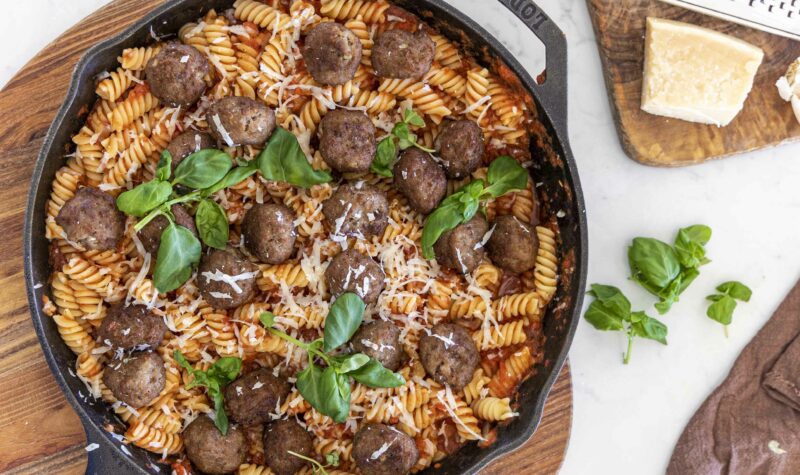 Kjötbollur og pasta