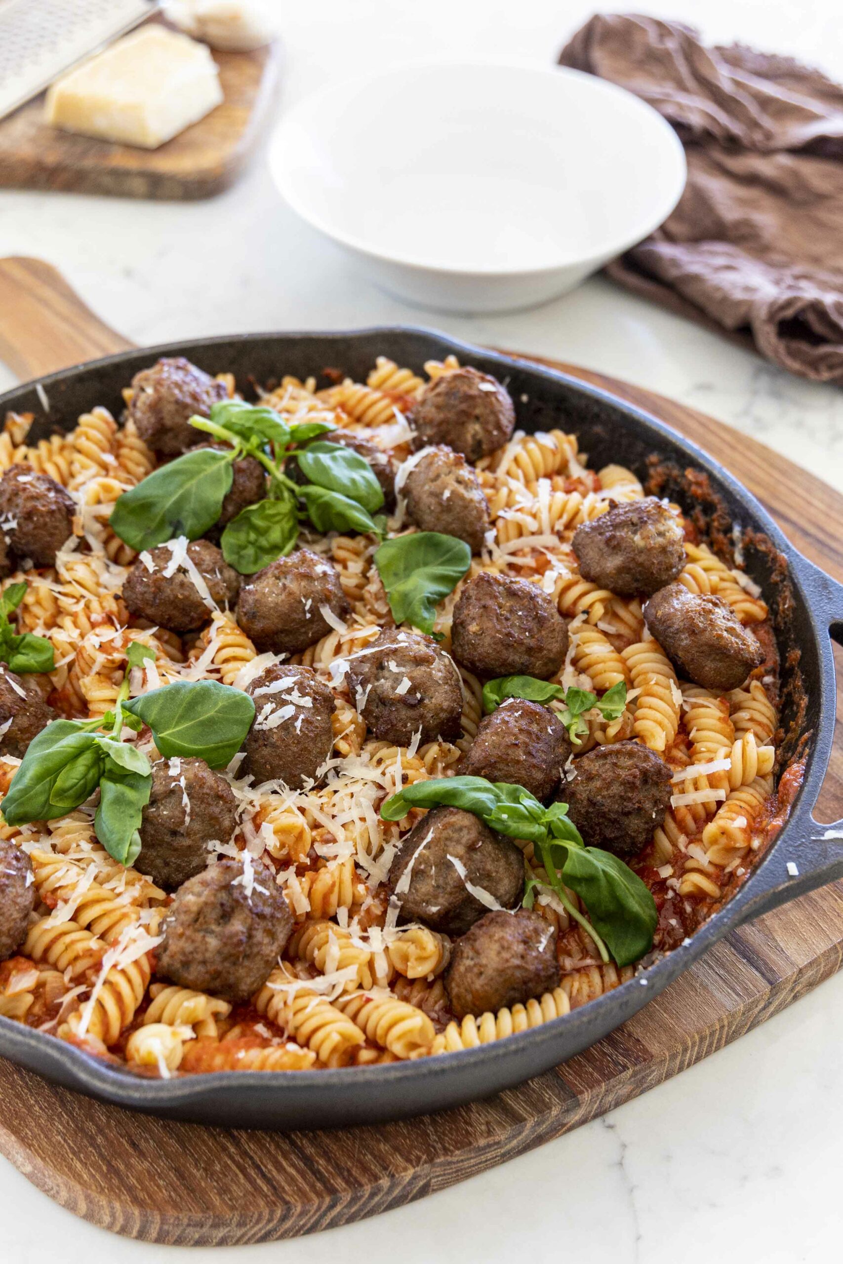 Kjötbollur og pasta