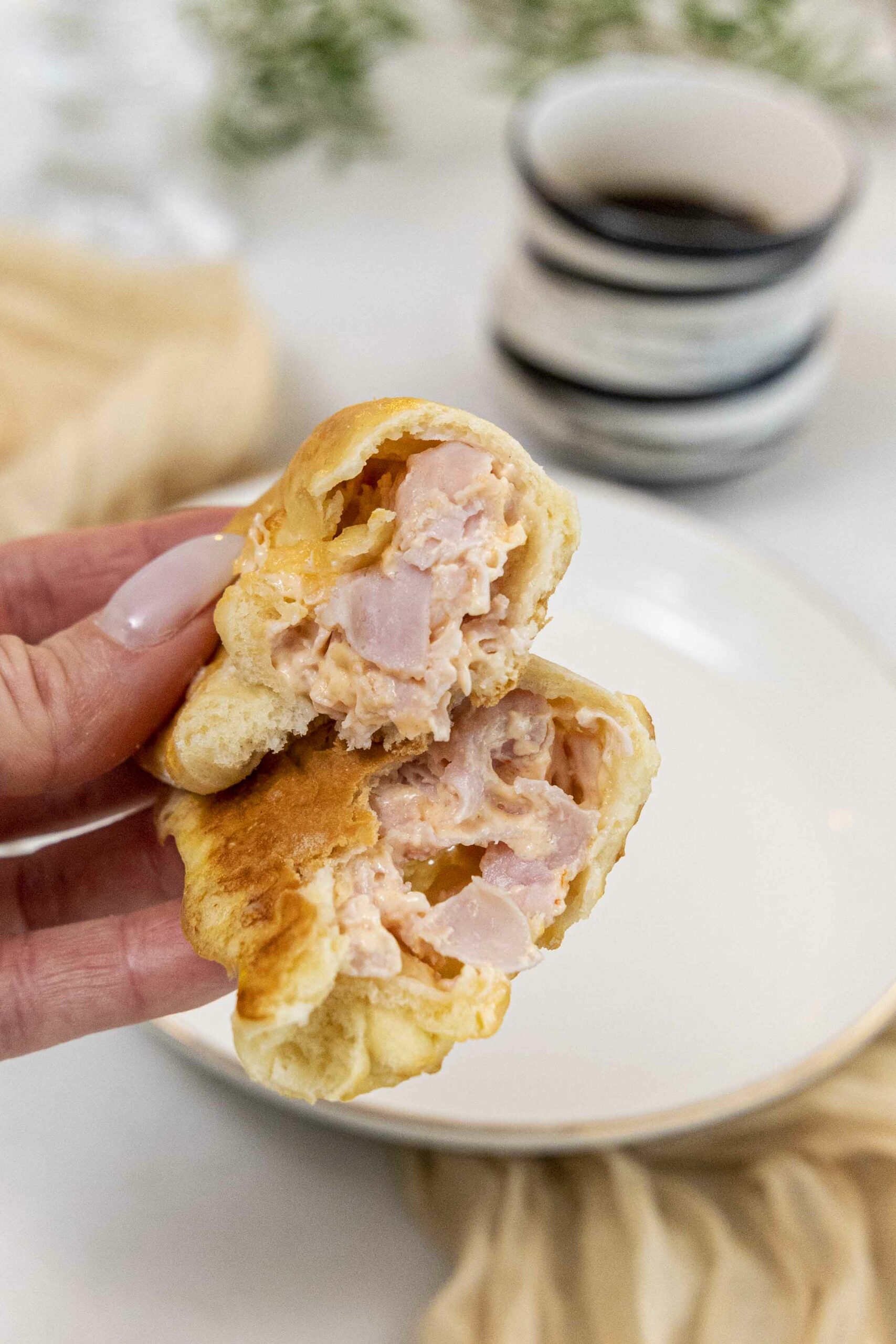 Ljúffeng skinkuhorn með silkiskorinni skinku