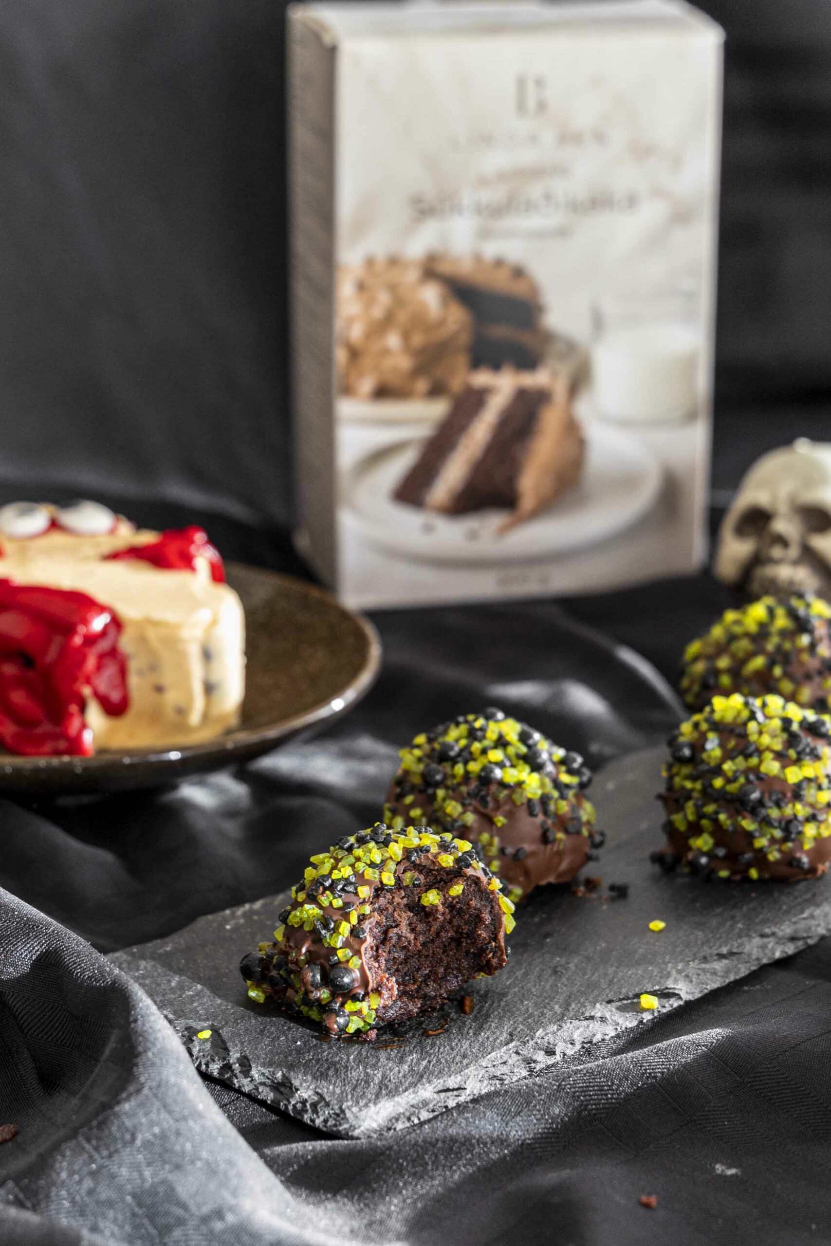 Halloween hrekkjavöku bakstur cake pops kökupinnar linda ben kökumix 