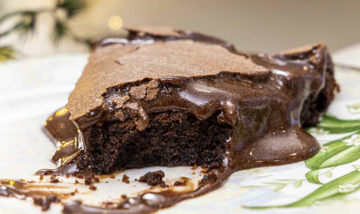 Brownie súkkulaðikaka með blautum toppi