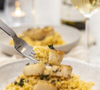 Hörpuskelja risotto