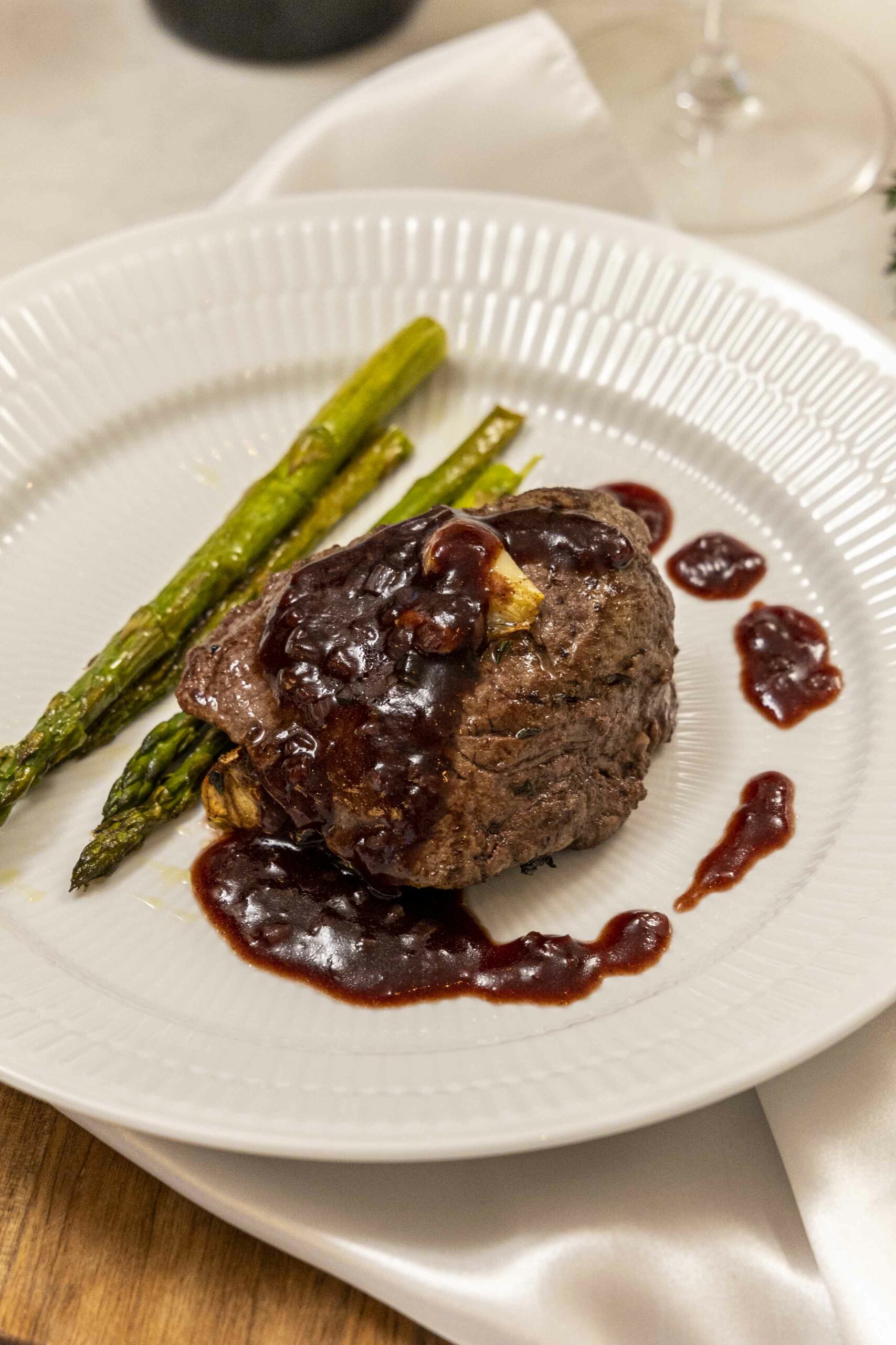 Rauðvínssósa sem fullkomnar nautasteikina