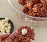 Mozzarella fylltar kjötbollur