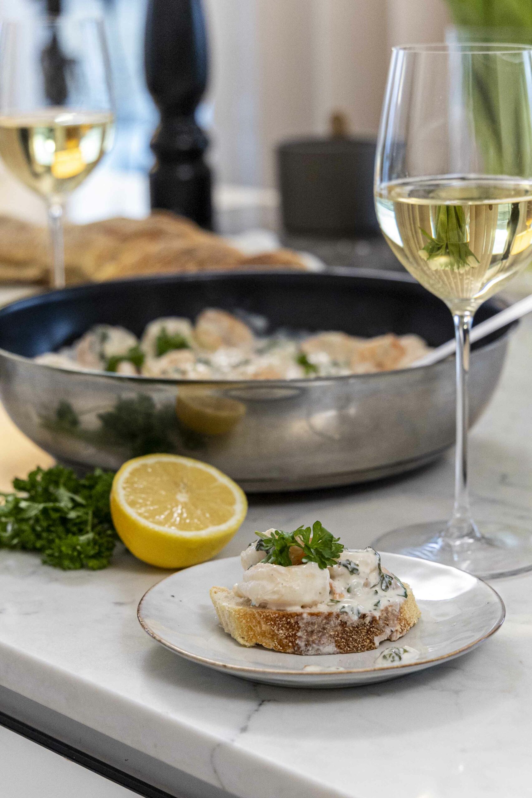 Risarækjur í hvítvínsrjómasósu 