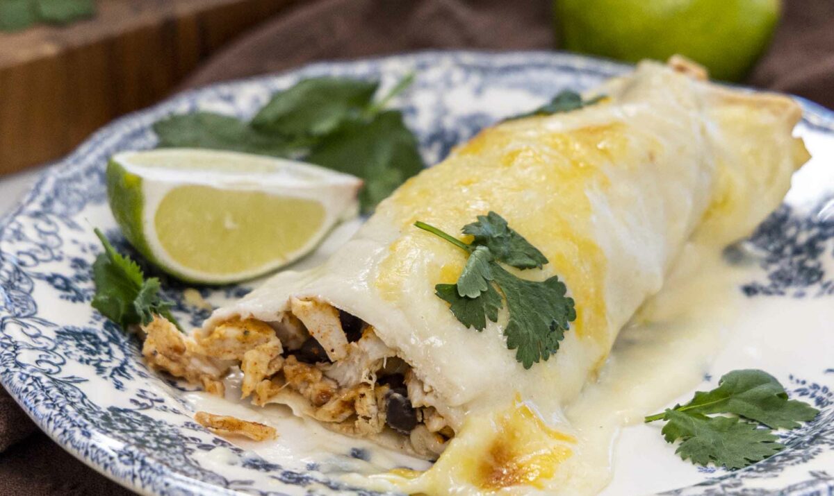 Extra djúsí Enchiladas í hvítri sósu