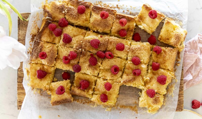 Vanillukaka með ostakökutoppi