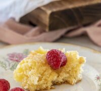 Vanillukaka með ostakökutoppi