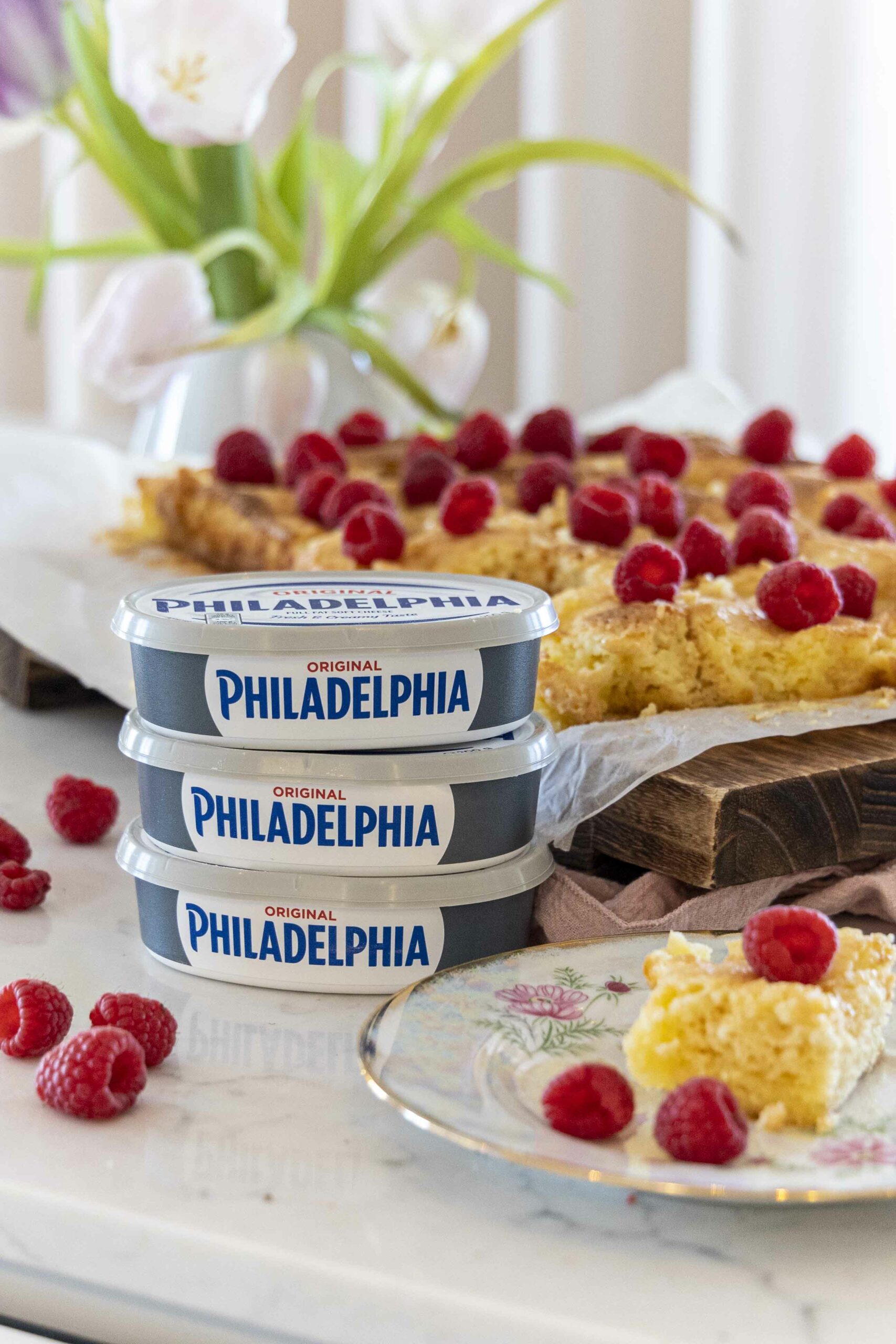 Vanillukaka með ostakökutoppi