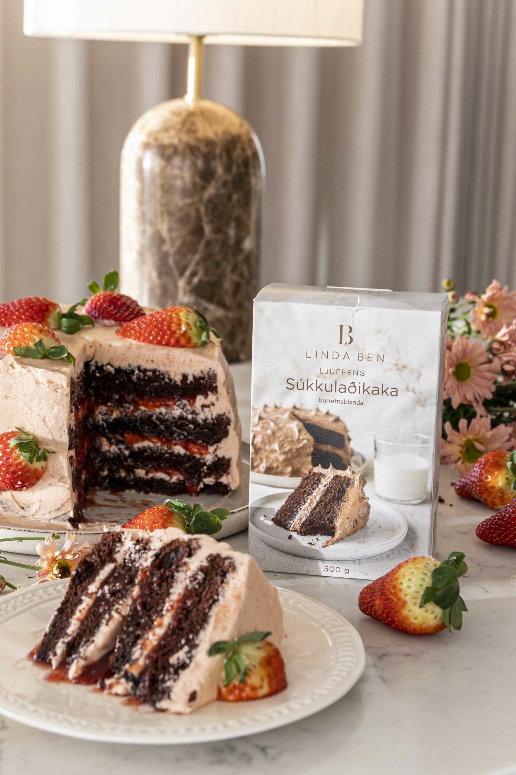 Jarðaberja súkkulaðikaka