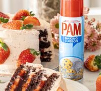 Jarðaberja súkkulaðikaka