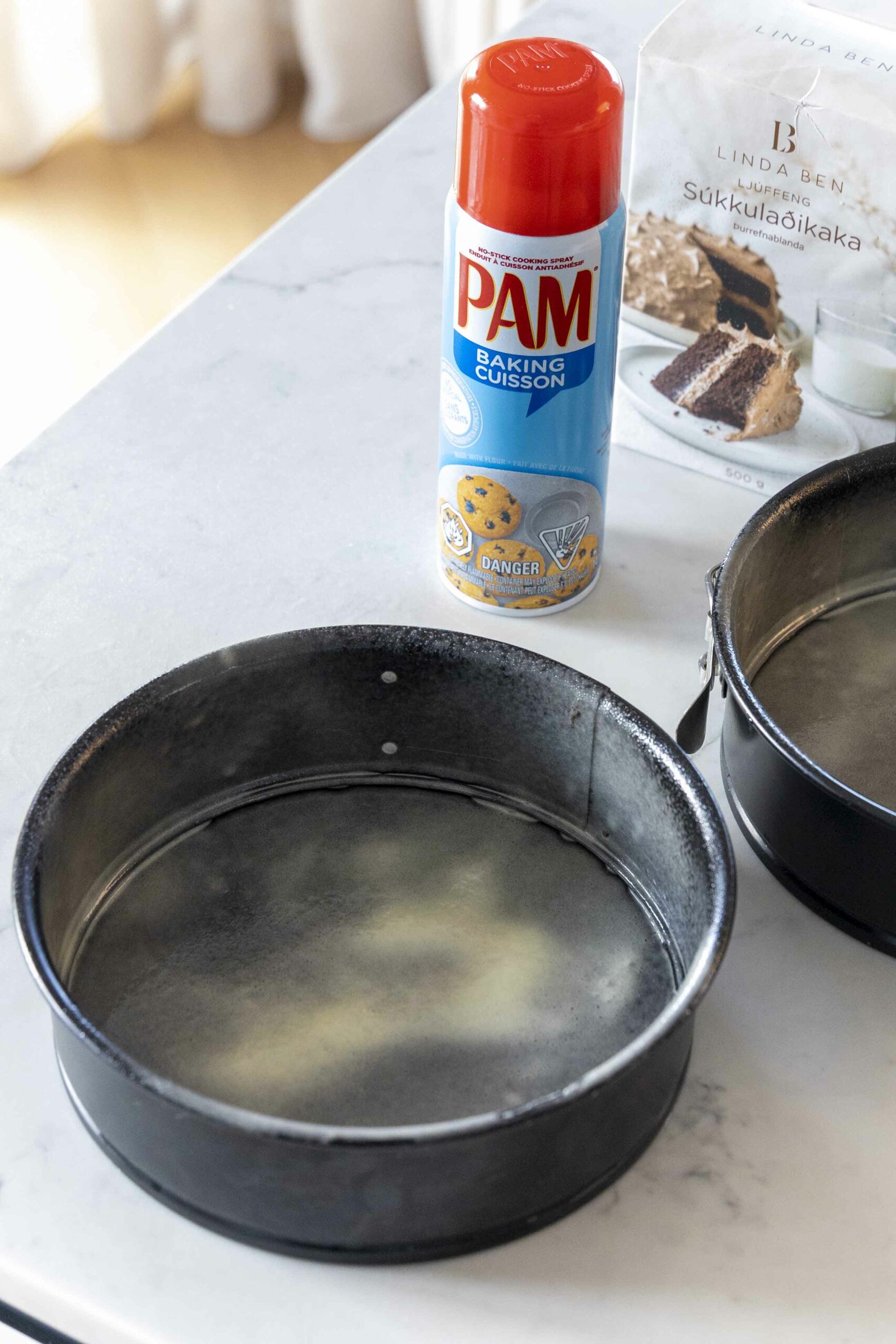 Jarðaberja súkkulaðikaka