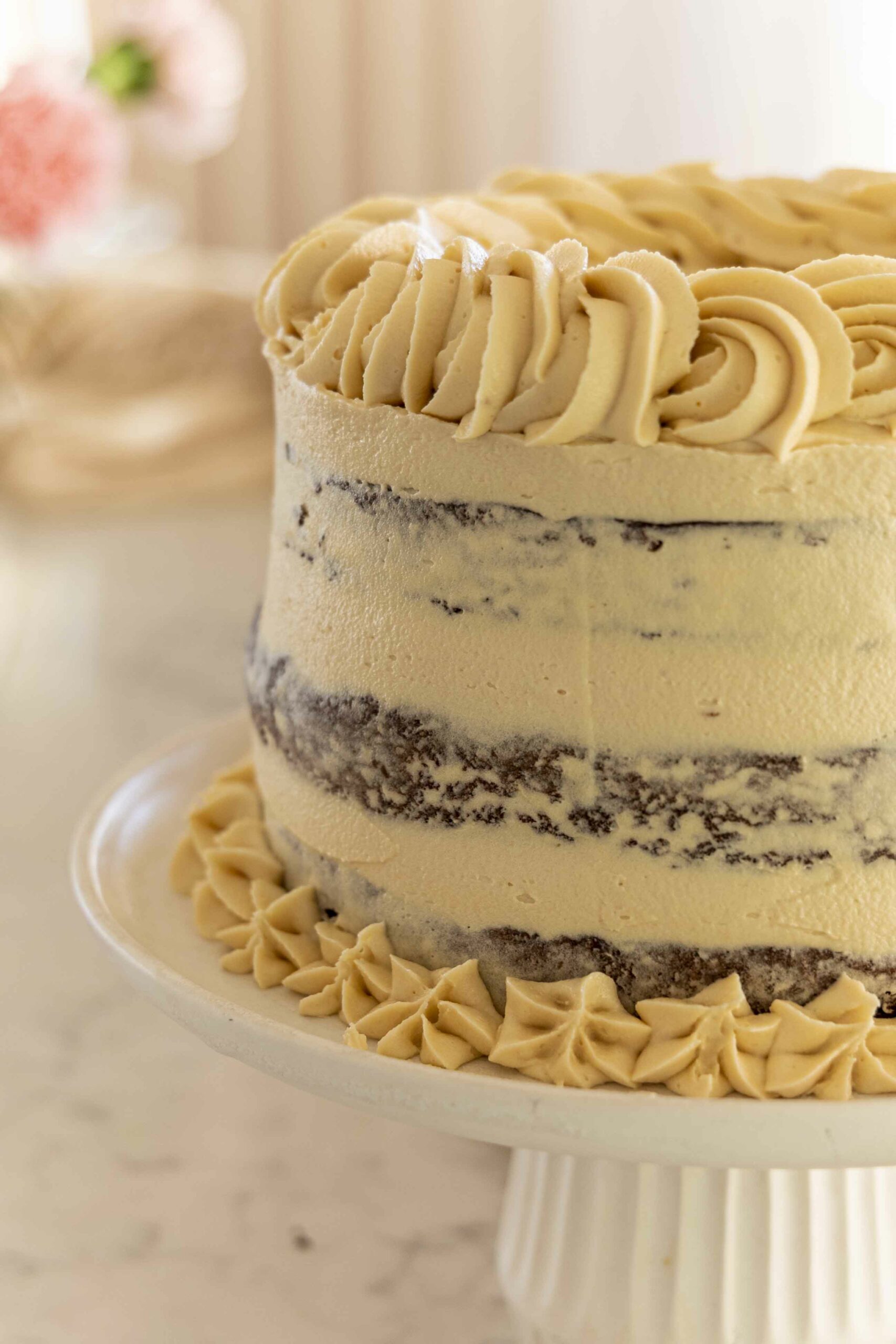 súkkulaðikaka með karamellu smjörkremi