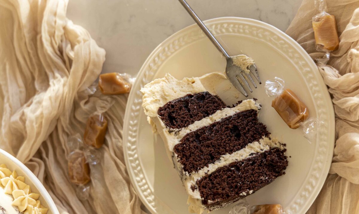 súkkulaðikaka með karamellu smjörkremi