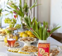 High tea boð með Van Strien