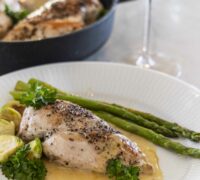 Kjúklingabringur í hvítvínsrjómasósu eins og í alvöru frönsku bistrói