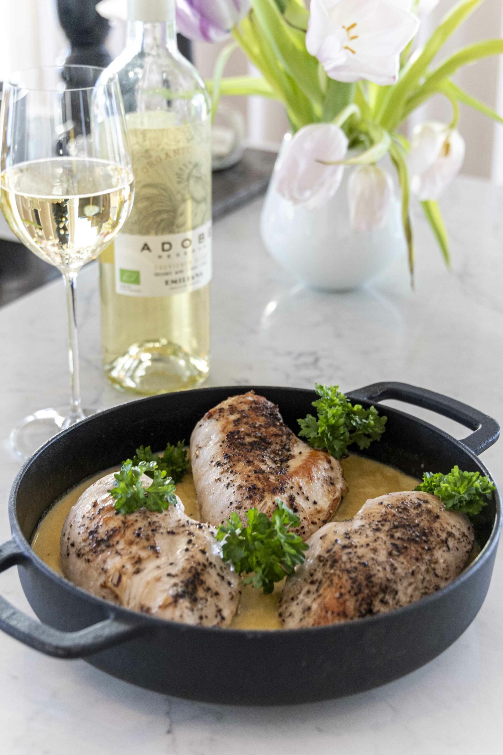 Kjúklingabringur í hvítvínsrjómasósu eins og í alvöru frönsku bistrói