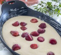 Jarðaberja skyrbaka