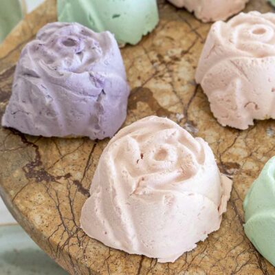 Einfaldar rósa bollakökur, mini ostakökur og súukkulaðibombur