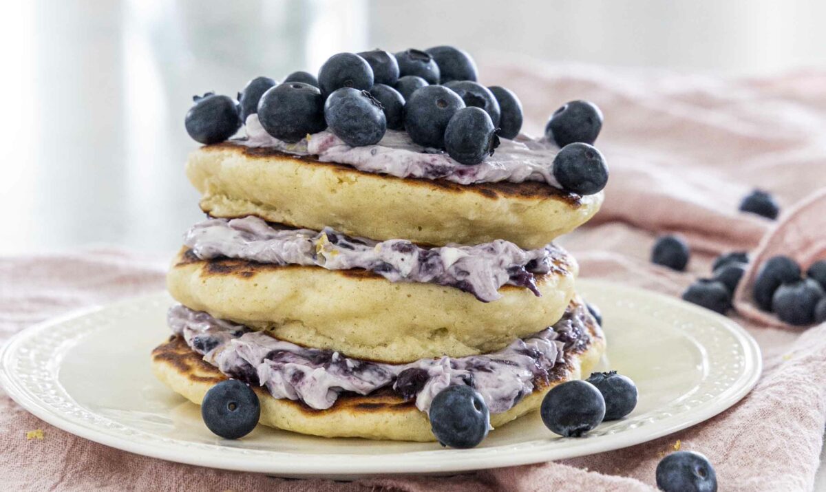 Pönnukökur með bláberjarjómaosti
