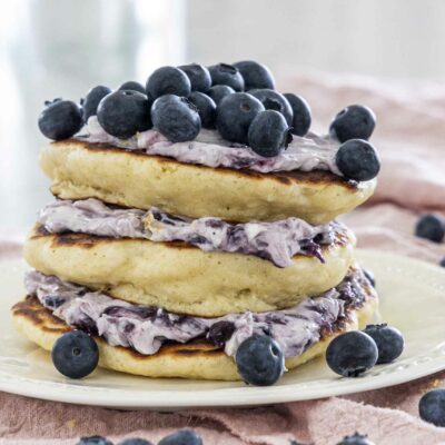 Pönnukökur með bláberjarjómaosti