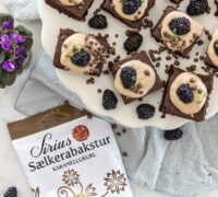 Karamellukurls veislubitar með ostakökutoppi