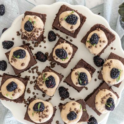 Karamellukurls veislubitar með ostakökutoppi