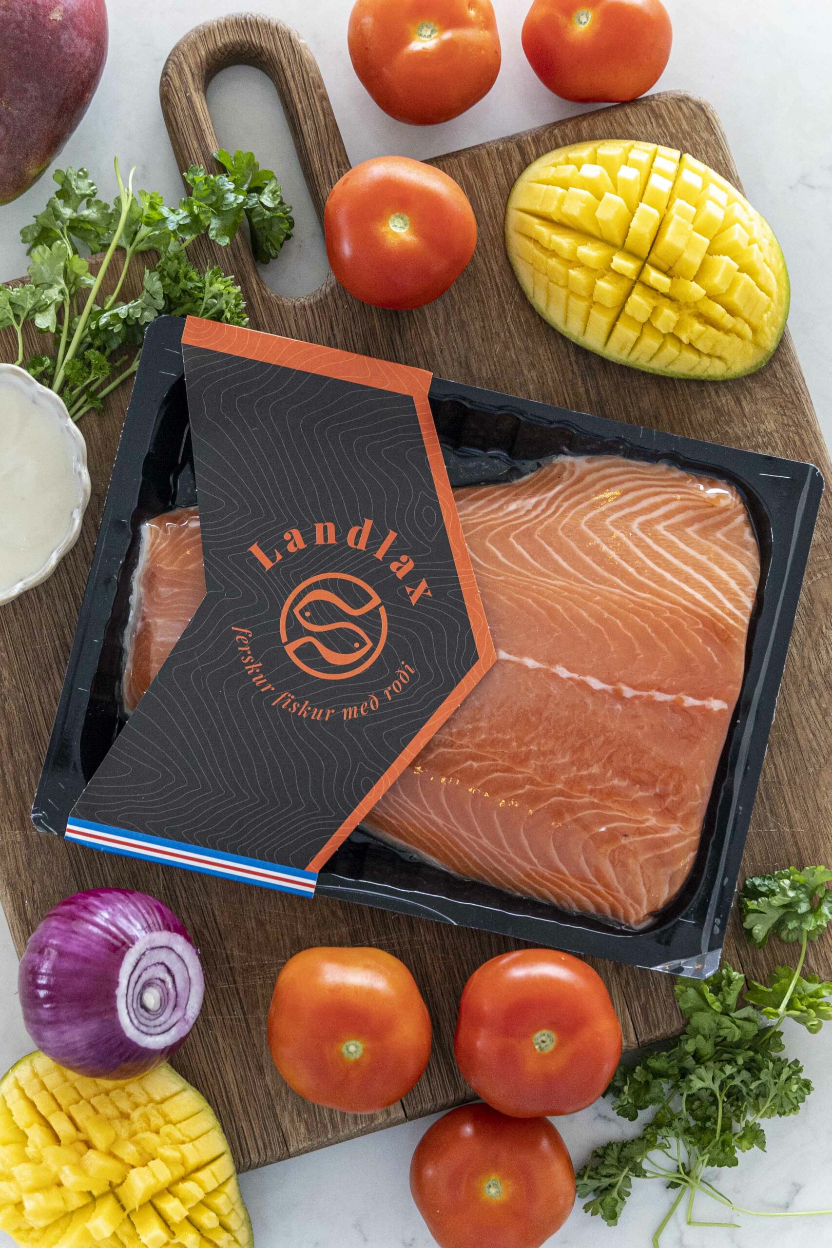 lax í hunangssoja marineringu með mangósalsa