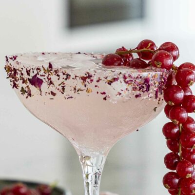 bleikur rósa margarita kokteill