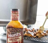 bbq kjúklingasalat með ljúffengri kóríanderdressingu