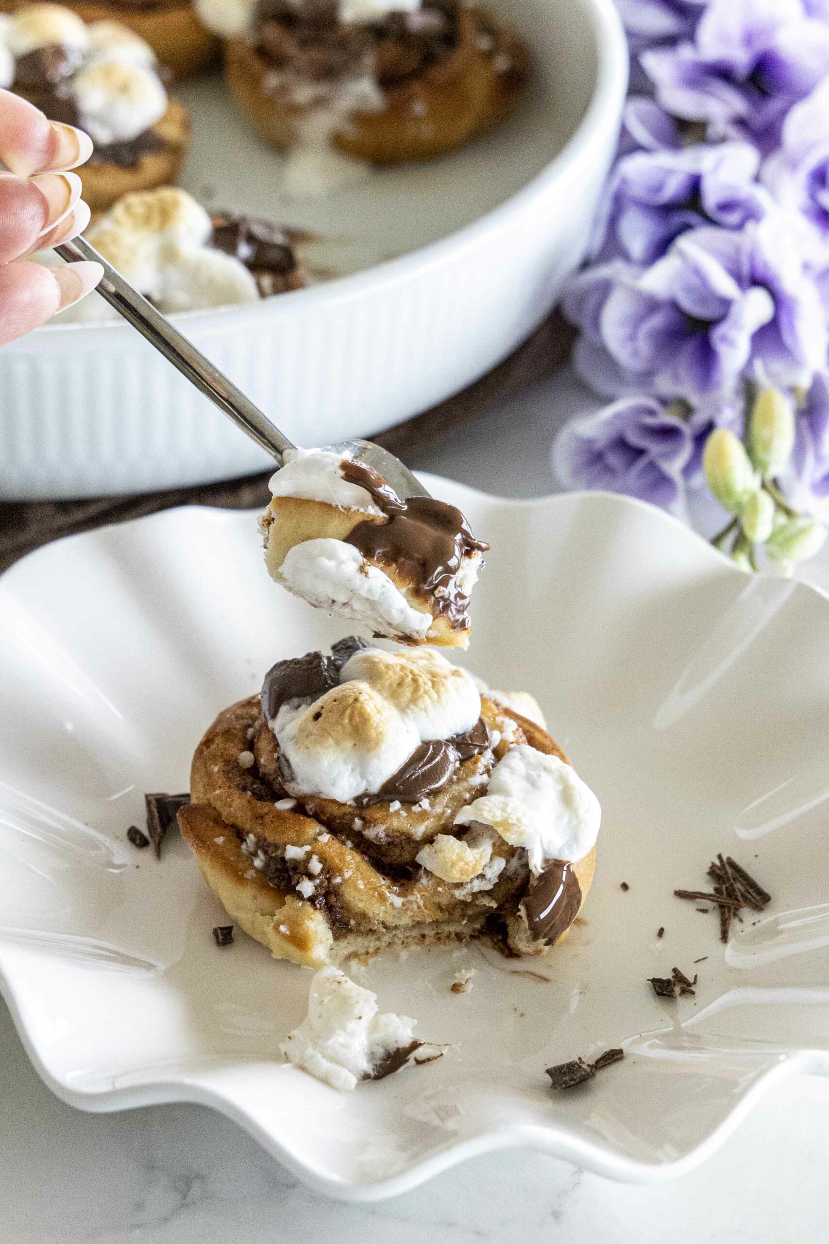 Einfaldir og mjög fljótlegir smores kanilsnúðar 