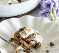 Einfaldir og mjög fljótlegir smores kanilsnúðar