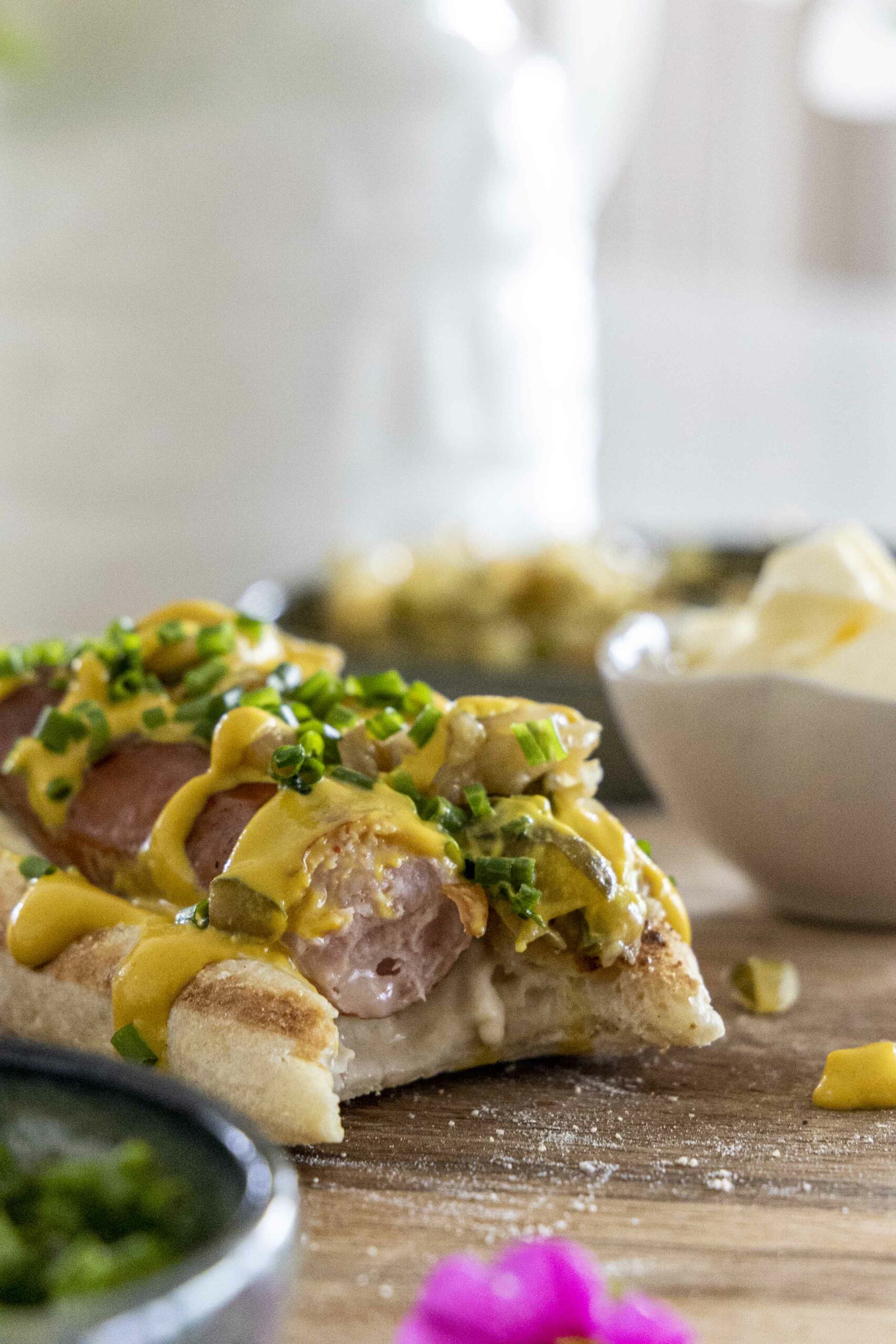 Pizzadog - chili-ostapylsa í pizzadeigi