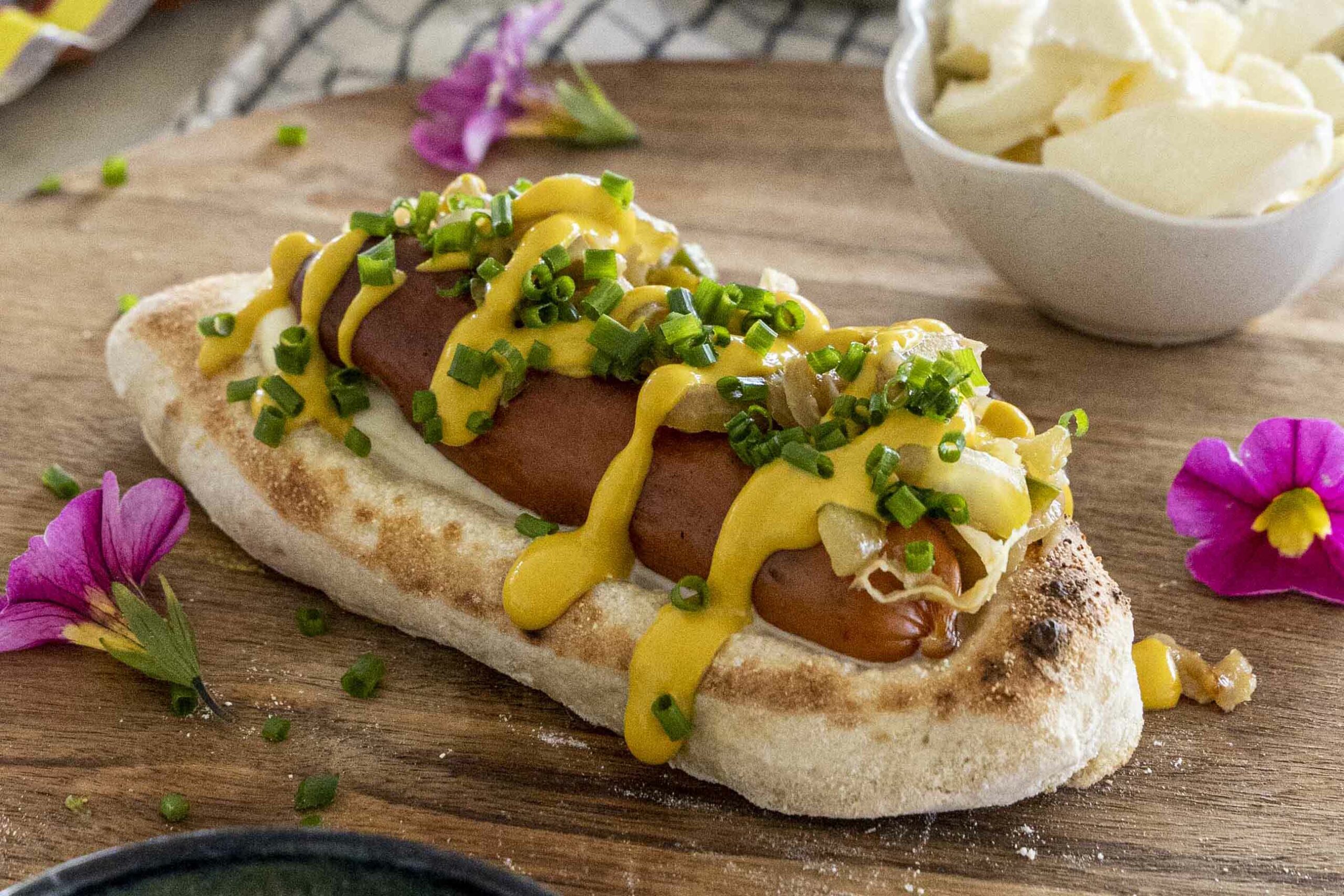 Pizzadog - chili-ostapylsa í pizzadeigi