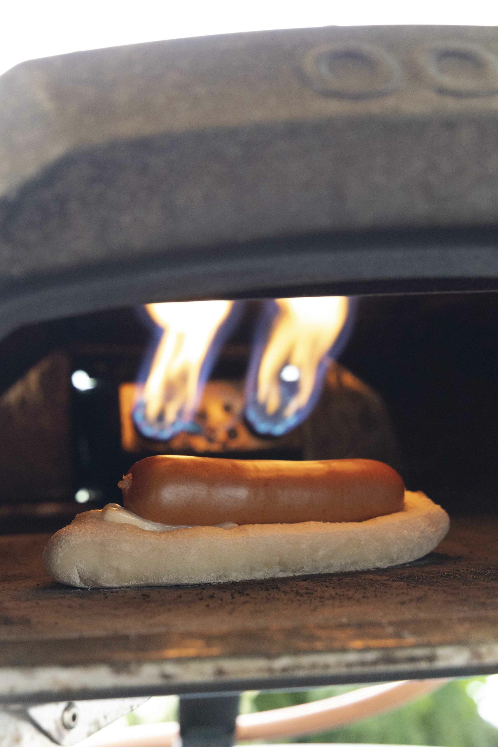 Pizzadog - chili-ostapylsa í pizzadeigi