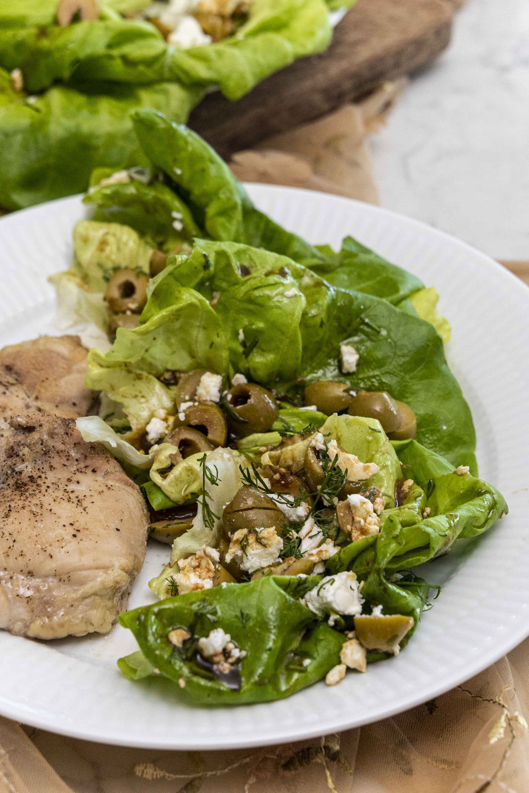 Smjörsalat með ólífum og feta