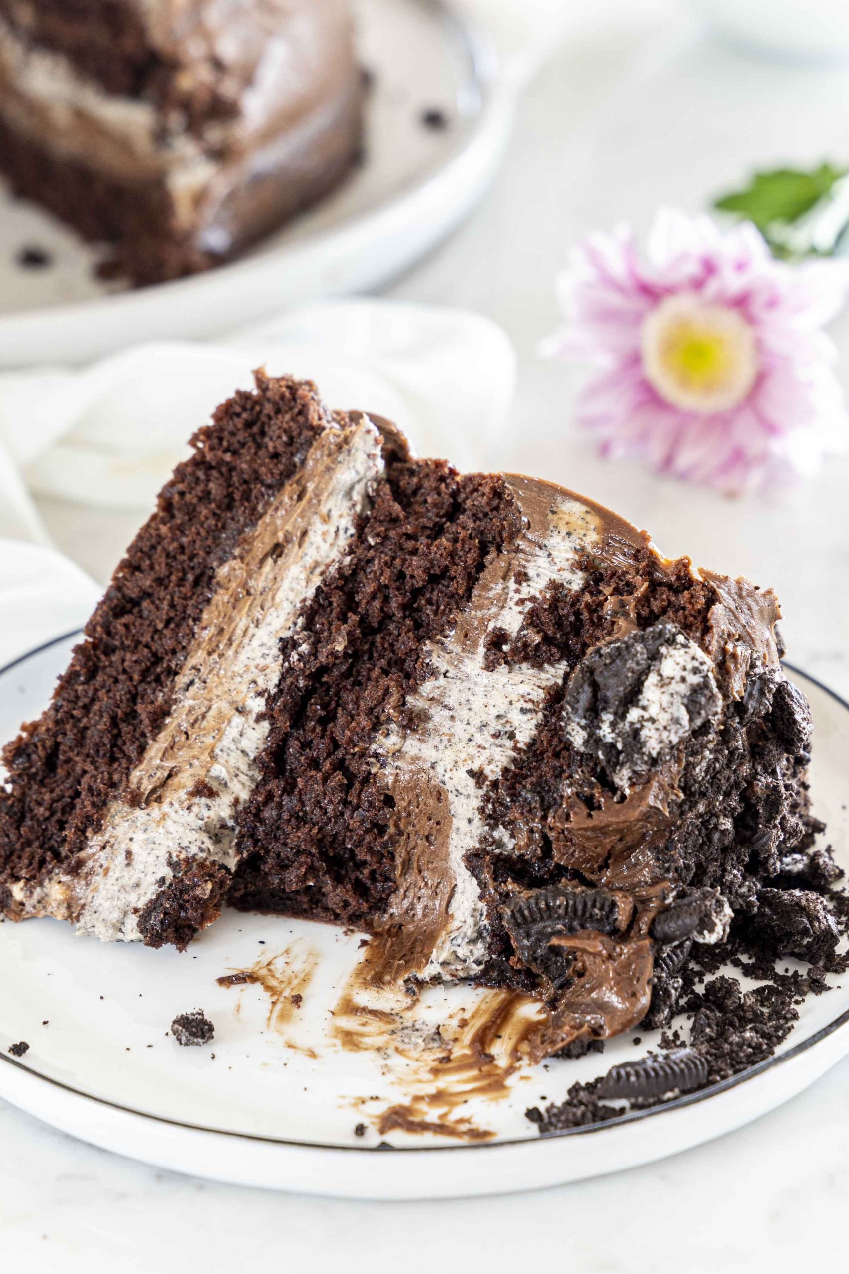 Súkkulaði fudge kaka með oreo smjörkremsfyllingu