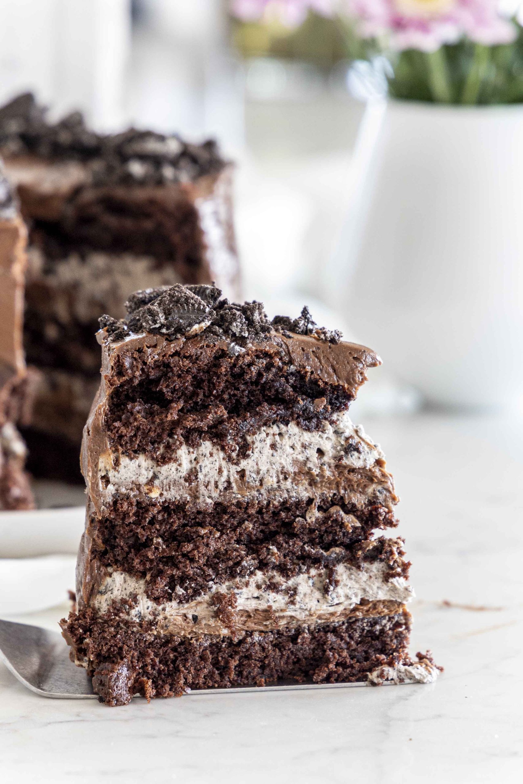 Súkkulaði fudge kaka með oreo smjörkremsfyllingu